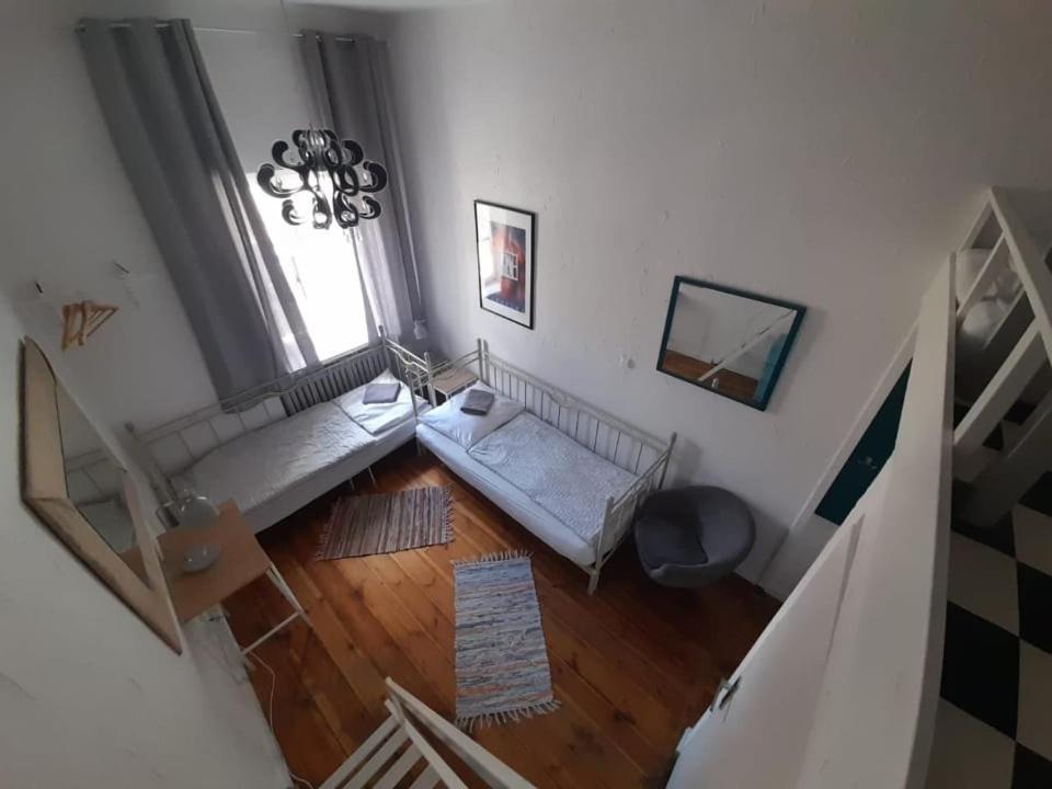 Rodzinna Przestrzen Dla 8 Osob 2 Pokoje Z Lazienka I Mini Aneksem Varşova Dış mekan fotoğraf